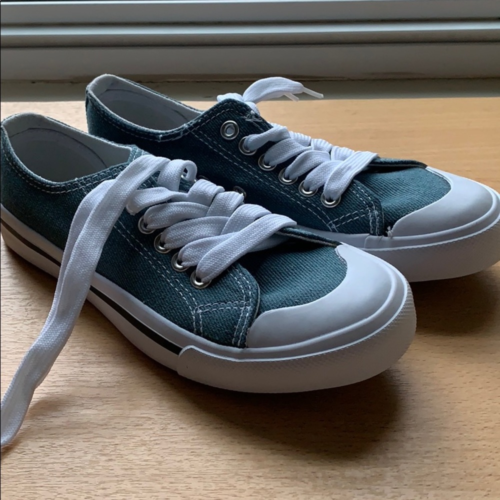 Roebuck & Co denim sneakers